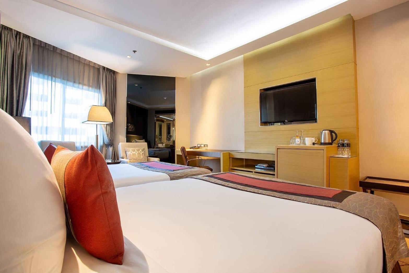 Graceland Bangkok By Grace Hotel - Sha Extra Plus Exterior photo